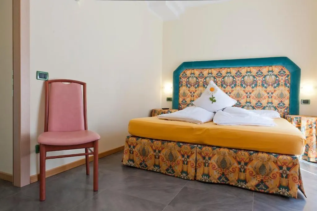 Hotel Augusta Malcesine 3*,  Italien